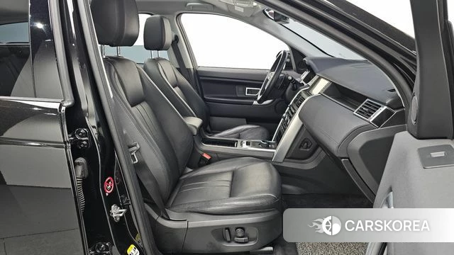 Land Rover Discovery Sports 2018 Черный из Кореи, фото 2