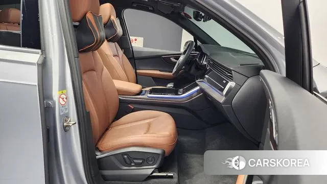 Audi Q7 (4M) 2021 Серебряный из Кореи, фото 2