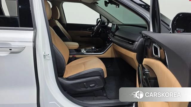 Kia Carnival 4th generation 2023 Белый из Кореи, фото 2