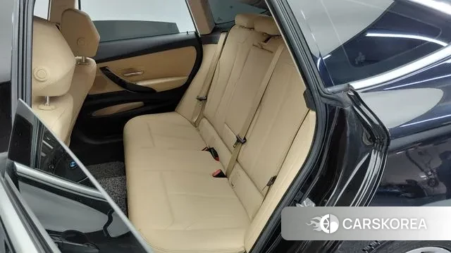 BMW 3 Series GT (F34) 2020 Черный из Кореи, фото 2