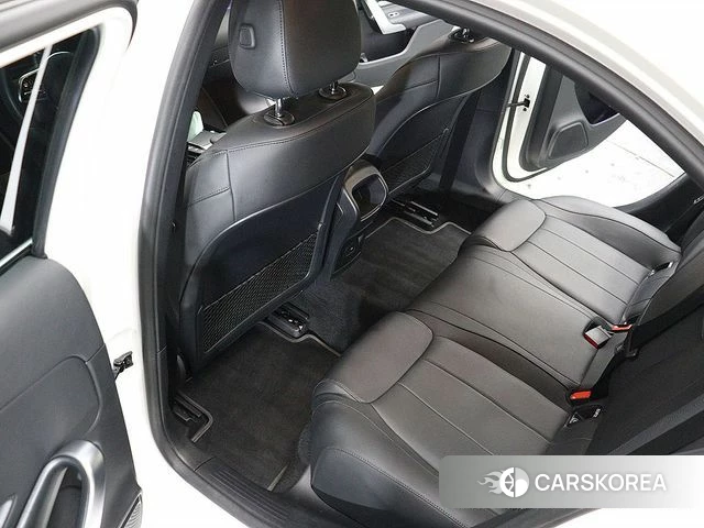 Mercedes-Benz A-Class W177 2022 Белый из Кореи, фото 2