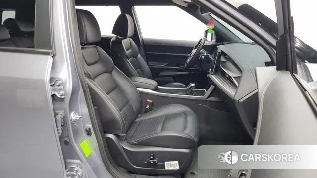 Ssangyong Torres 2022 Серебристо-серый из Кореи, фото 2