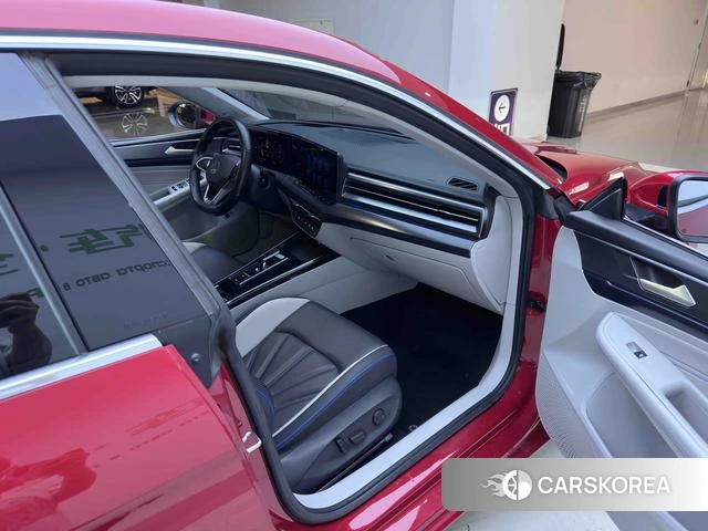 Volkswagen Lingdu 2022 Красный из Китая, фото 2