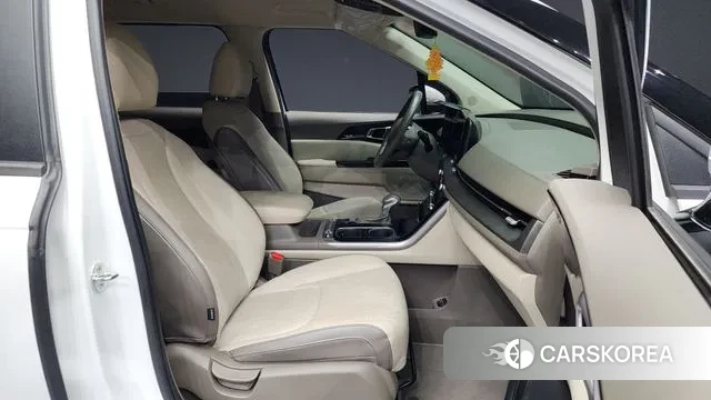 Kia Carnival 4th generation 2021 Белый из Кореи, фото 2