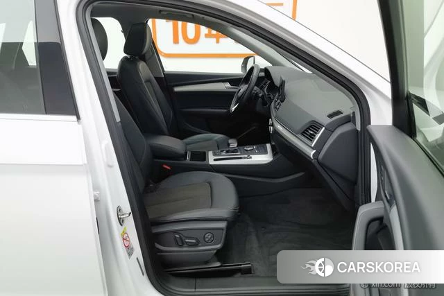 Audi Q5L 2021 Белый из Китая, фото 2