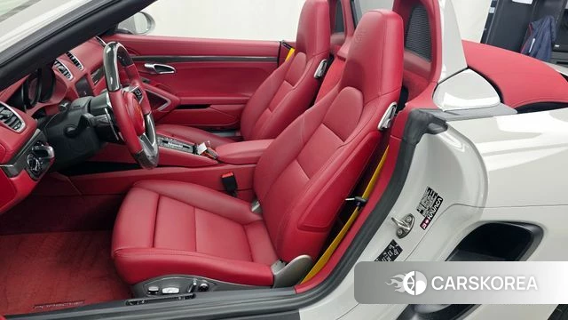 Porsche 718 Boxster 2022 Серебристо-серый из Кореи, фото 2