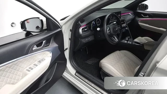 Genesis The New G70 2023 Жемчужный цвет из Кореи, фото 2