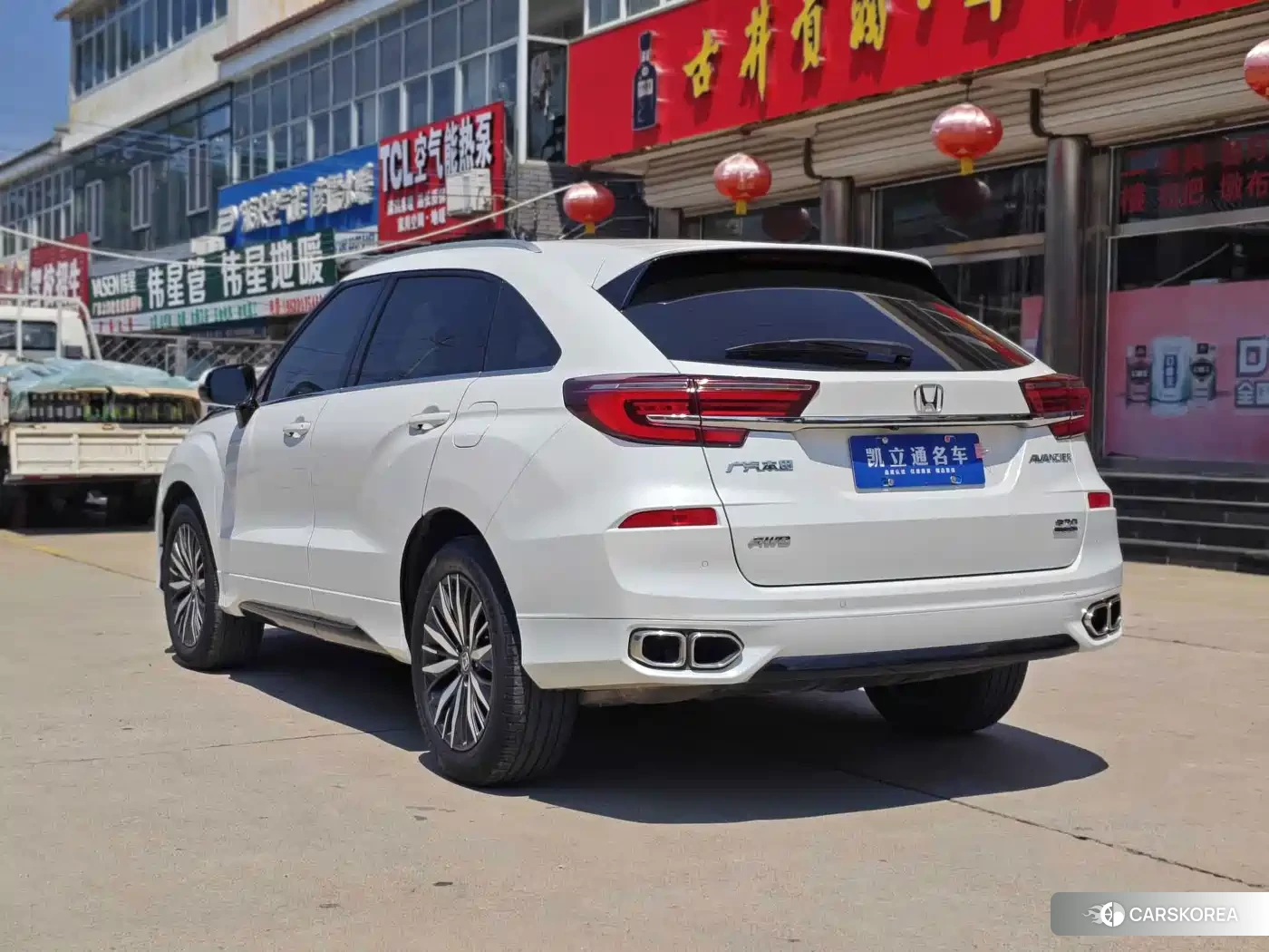 Honda Crown Road 2022 Белый из Китая, фото 2