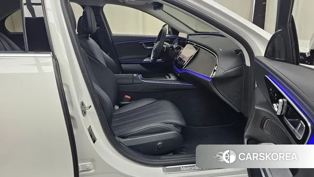 Mercedes-Benz E-Class W214 2025 Белый из Кореи, фото 2