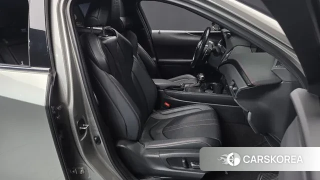 Lexus UX250h 2020 Песочный из Кореи, фото 2