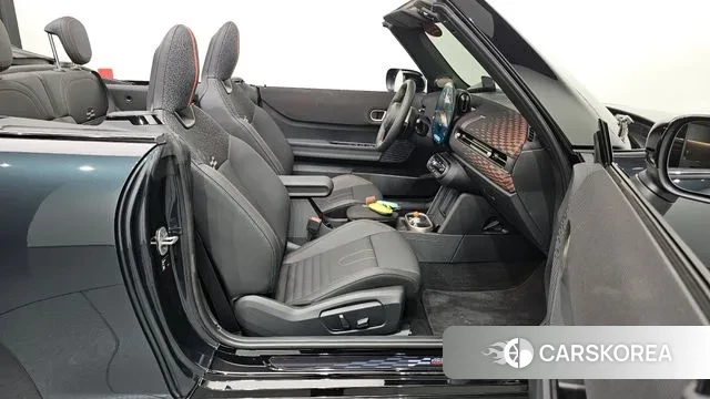 Mini Cooper S Convertible 4th Generation 2025 Серый из Кореи, фото 2