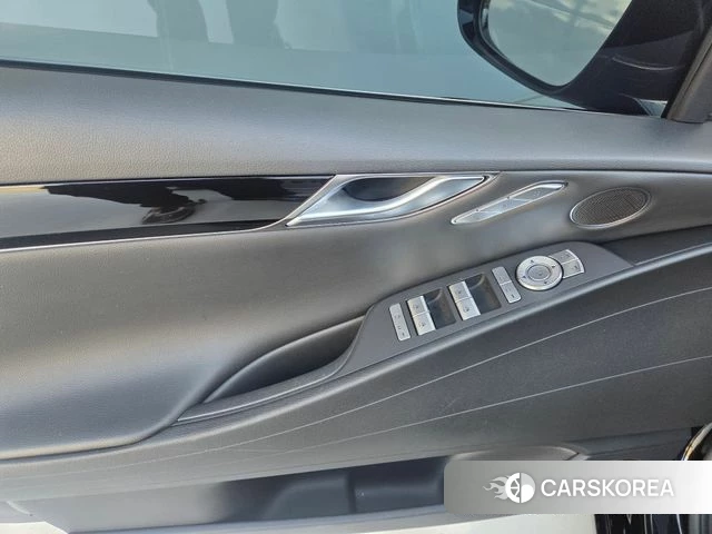 Genesis G80 (RG3) 2023 Черный из Кореи, фото 2