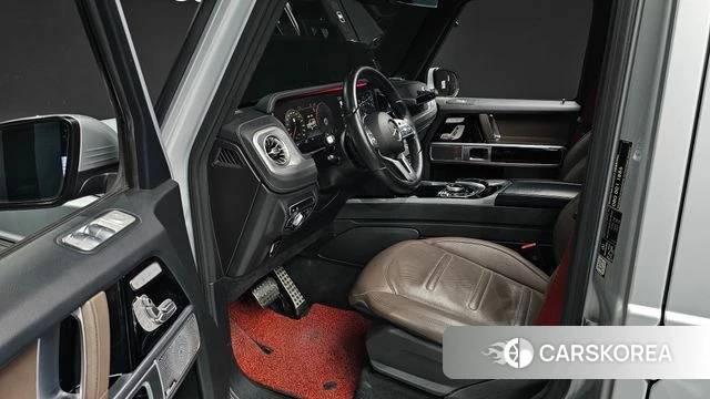 Mercedes-Benz G-Class W463b 2023 Серебристо-серый из Кореи, фото 2