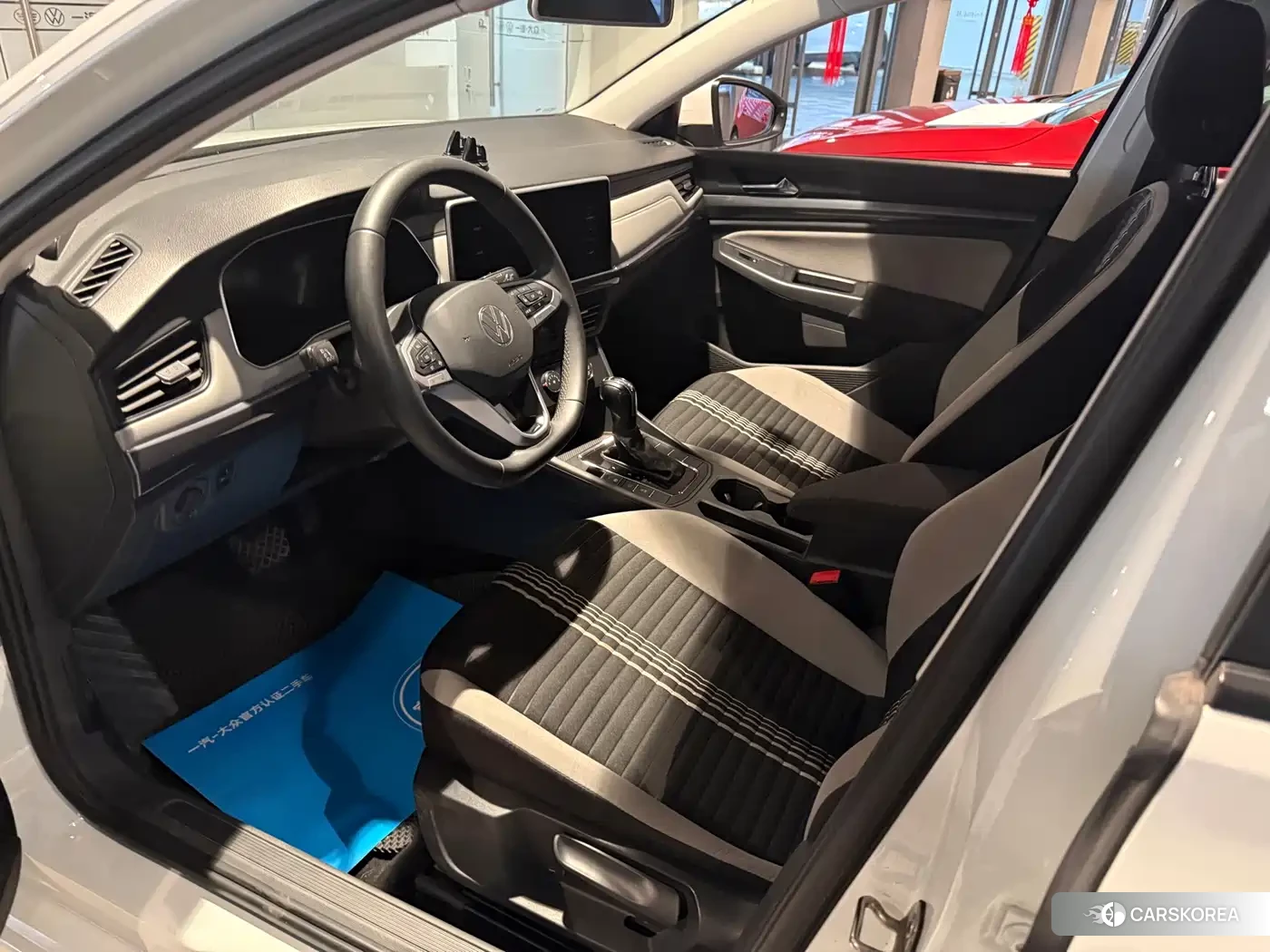 Volkswagen Bora 2023 Белый из Китая, фото 2