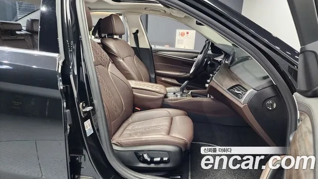 BMW 5 Series (G30) 2018 Черный из Кореи, фото 2