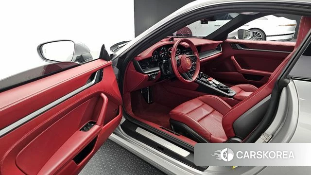 Porsche 911(992) 2024 Серебряный из Кореи, фото 2