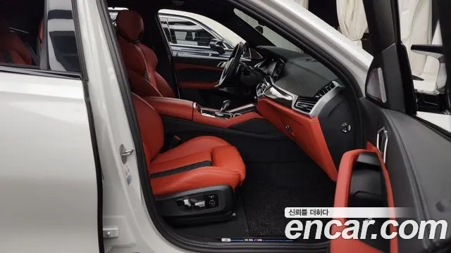 BMW X6M (G06) 2023 Белый из Кореи, фото 2