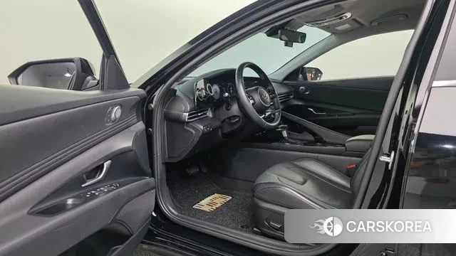 Hyundai Avante (CN7) 2023 Черный из Кореи, фото 2