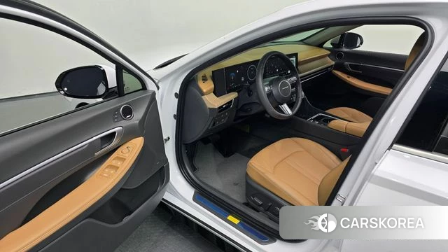 Hyundai Sonata D Edge Hybrid (DN8) 2025 Белый из Кореи, фото 2