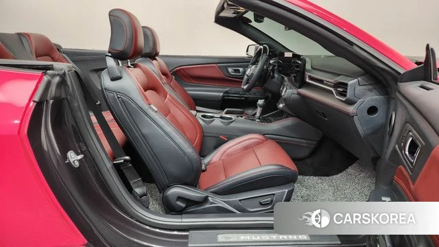 Ford Mustang 7th Generation 2024 Розовый из Кореи, фото 2
