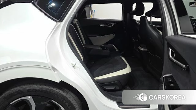 Kia EV6 2022 Белый из Кореи, фото 2