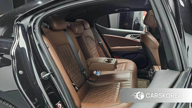 Genesis G70 2018 Черный из Кореи, фото 2
