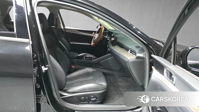 Kia K5 3rd generation 2021 Черный из Кореи, фото 2