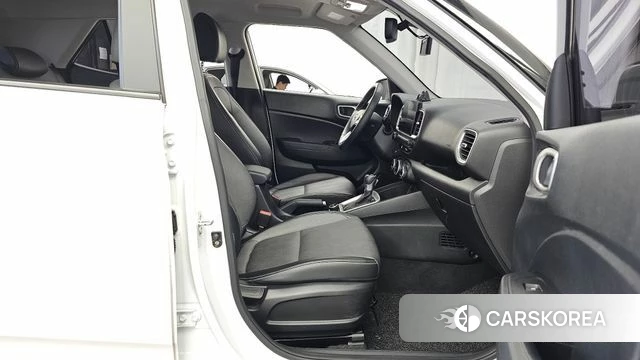Hyundai Venue 2019 Белый из Кореи, фото 2