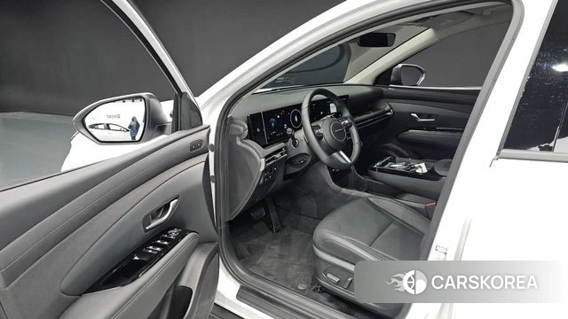 Hyundai The New Tucson (NX4) 2025 Белый из Кореи, фото 2