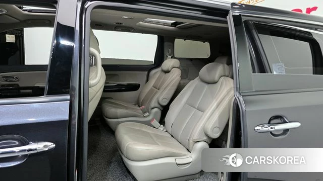 Kia The New Carnival 2018 Серый из Кореи, фото 2