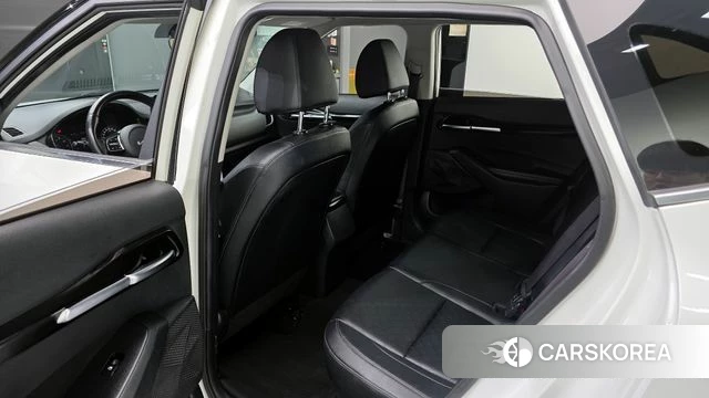 Kia Seltos 2022 Белый из Кореи, фото 2