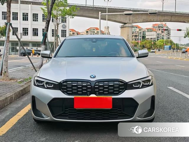 BMW 3 series 2023 Серебристо-серый из Китая, фото 2