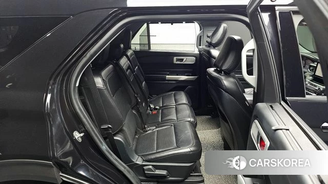 Ford Explorer 6th Generation 2020 Черный из Кореи, фото 2