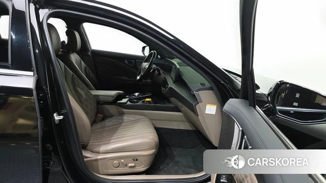 Kia K8 Hybrid 2022 Черный из Кореи, фото 2