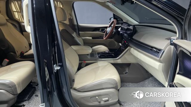 Kia Carnival 4th generation 2021 Черный из Кореи, фото 2