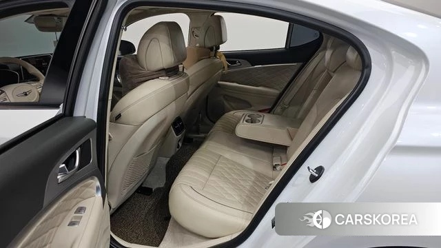 Genesis G70 2019 Белый из Кореи, фото 2