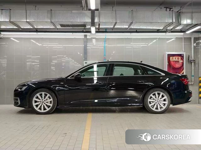 Audi A6L 2024 Черный из Китая, фото 2