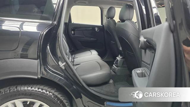 Mini Cooper Countryman 2023 Черный из Кореи, фото 2