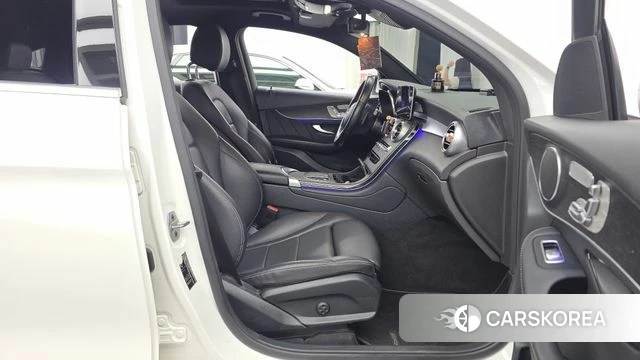 Mercedes-Benz GLC-Class X253 2021 Белый из Кореи, фото 2
