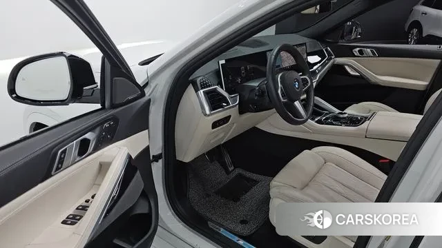 BMW X6 (G06) 2025 Белый из Кореи, фото 2