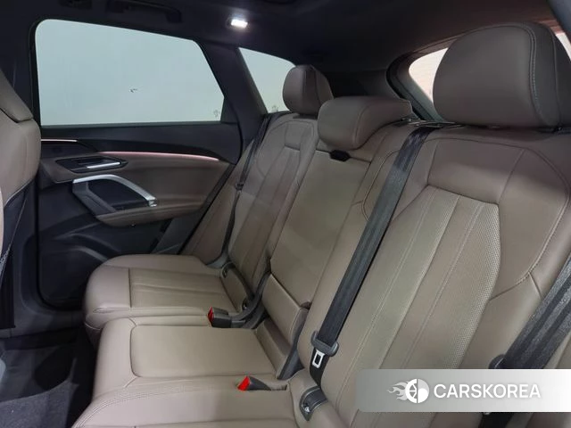 Audi Q5 (80A) 2025 Черный из Кореи, фото 2