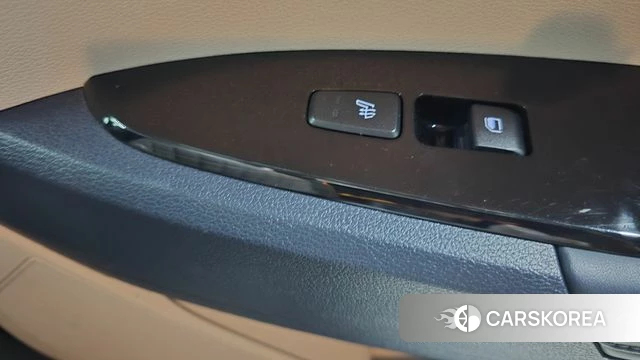 Kia Sportage 5th Generation Hybrid 2022 Белый из Кореи, фото 2
