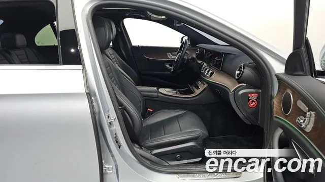 Mercedes-Benz E-Class W213 2022 Серебряный из Кореи, фото 2