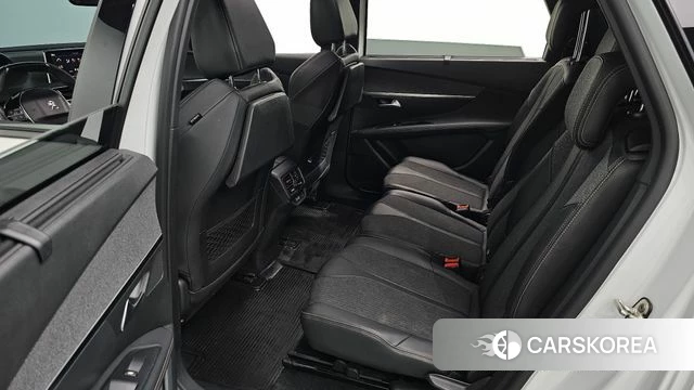 Peugeot 5008 second generation 2019 Белый из Кореи, фото 2