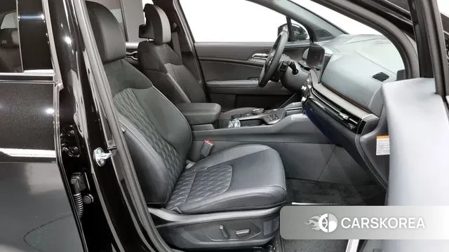 Kia The New Sportage 5th Generation Hybrid 2025 Черный из Кореи, фото 2