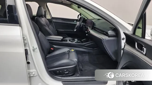 Kia The New K5 3rd generation 2024 Белый из Кореи, фото 2