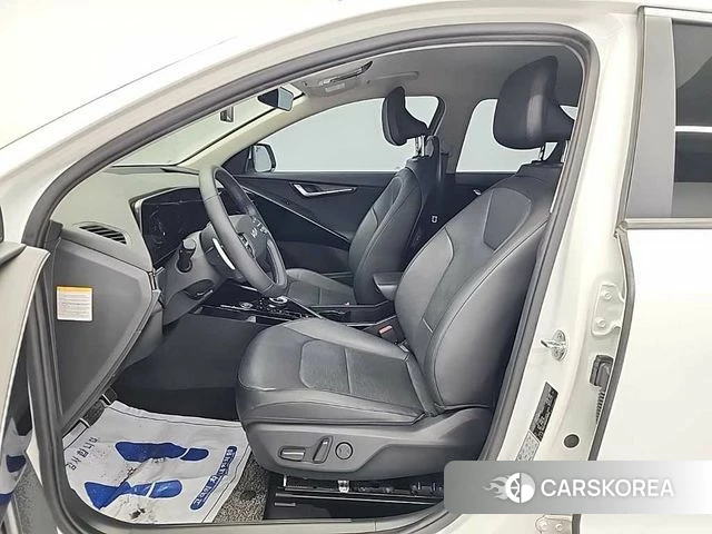 Kia Di Ol Nu Niro 2022 Белый из Кореи, фото 2