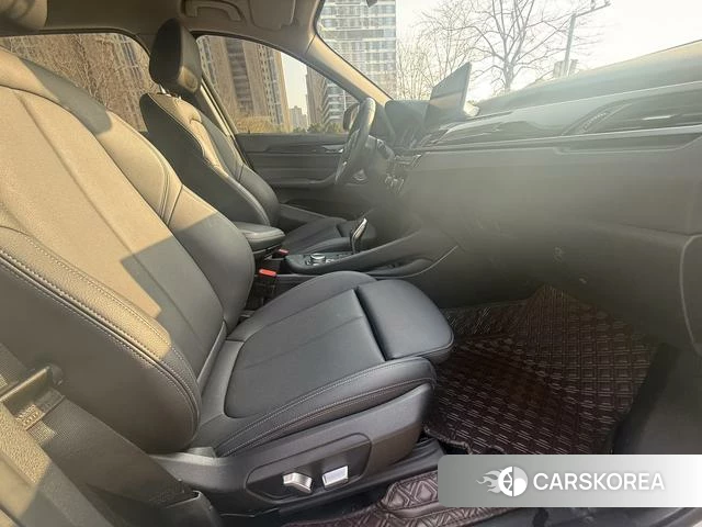 BMW X1 2023 Белый из Китая, фото 2