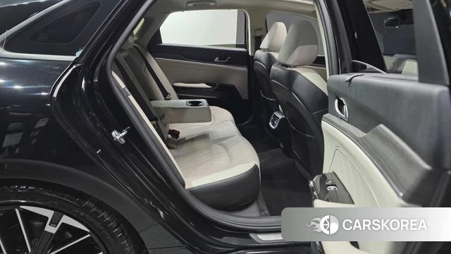 Kia The New K5 3rd generation 2024 Черный из Кореи, фото 2