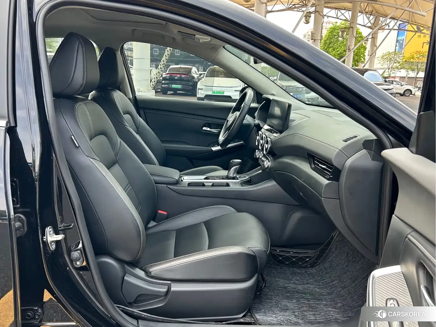 Nissan Sylphy 2024 Черный из Китая, фото 2
